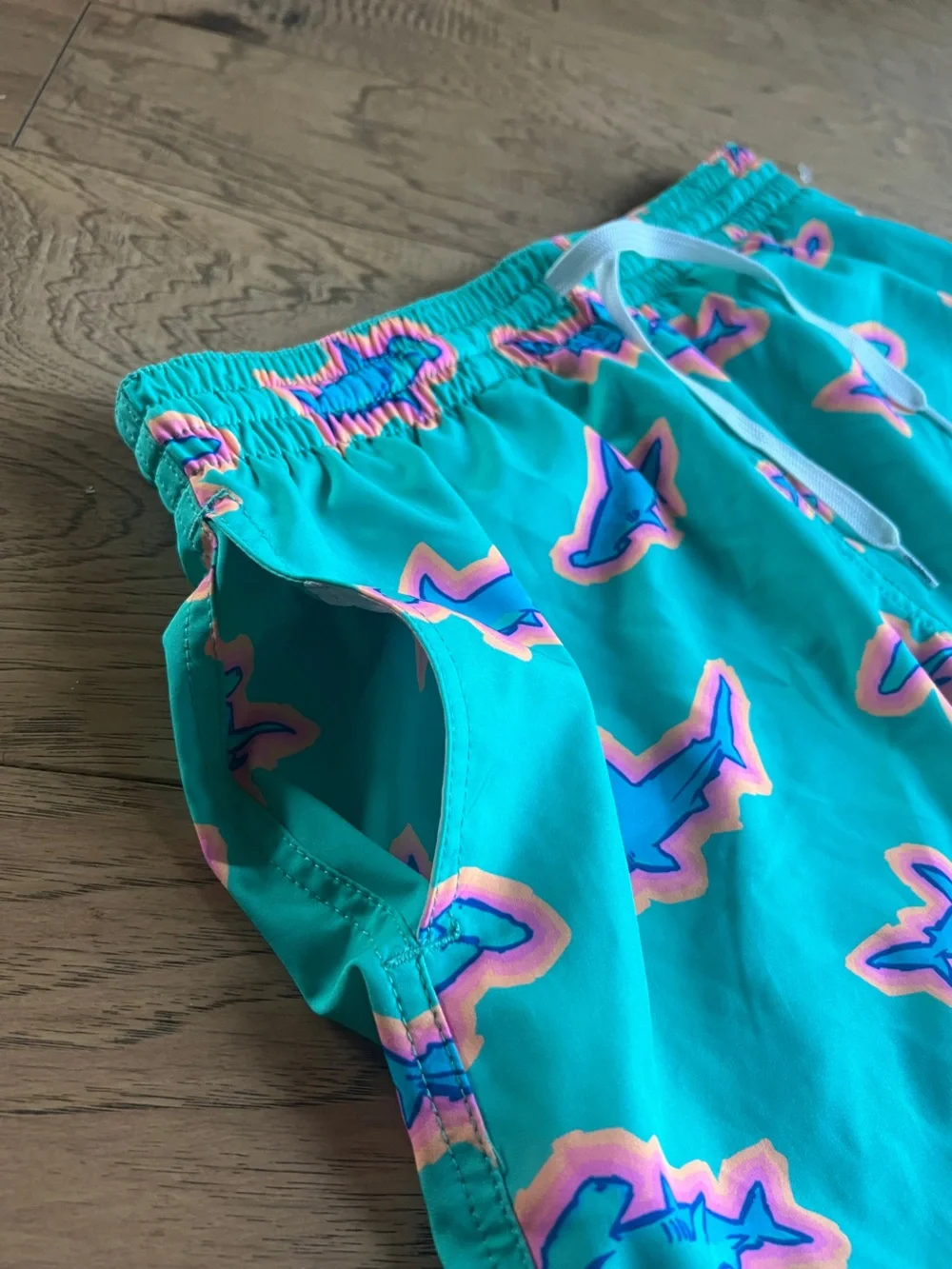 Chubbies Apex Apex Swimmers (missing liner and size tag) Men’s XS Teal Sharks